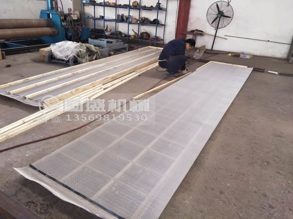 如何調(diào)整直線振動篩電機(jī) 如何調(diào)整直線振動篩電機(jī)