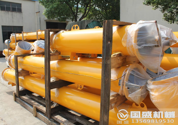 國盛環(huán)保生產(chǎn)螺旋輸送機 國盛環(huán)保生產(chǎn)螺旋輸送機